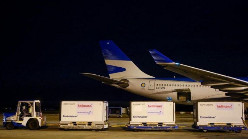 Confirman 10 vuelos a China para traer 8 millones de dosis de Sinopharm