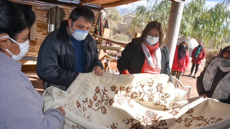 Ampliación de galería para las mujeres tejedoras en Tinogasta