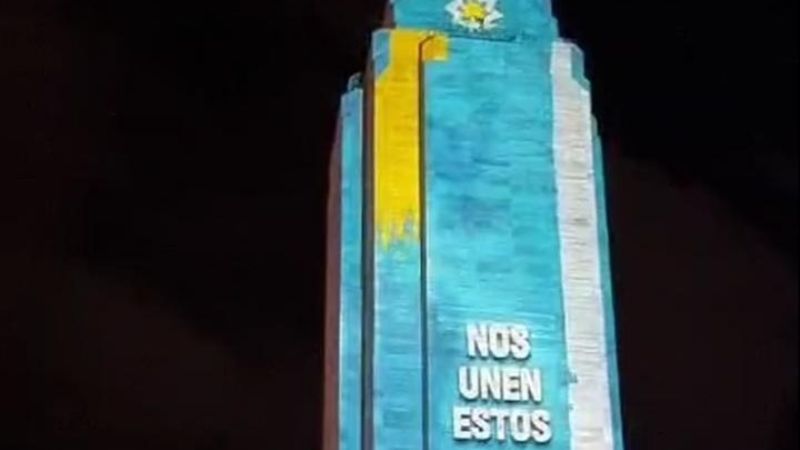 Messi, Di María y la Selección en el Monumento a la Bandera