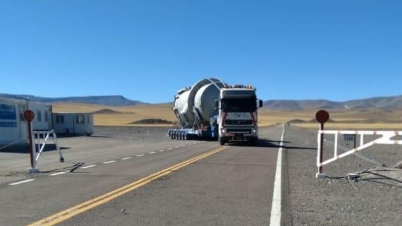 La industria nacional por el Paso San Francisco