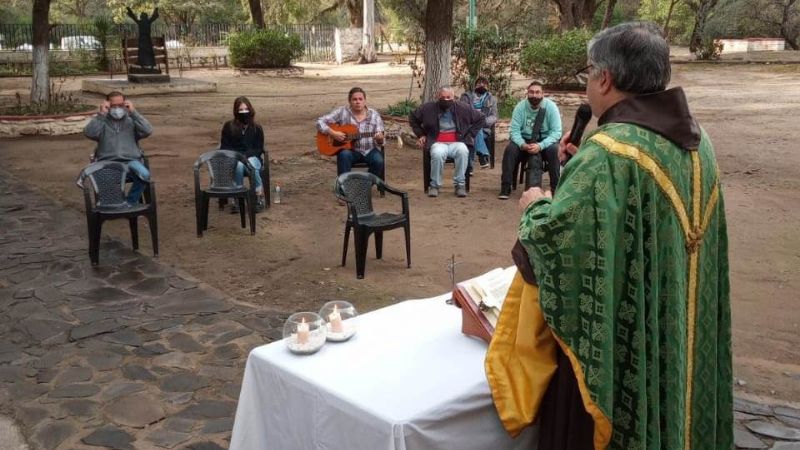 Retomaron las Misas en El Calvario