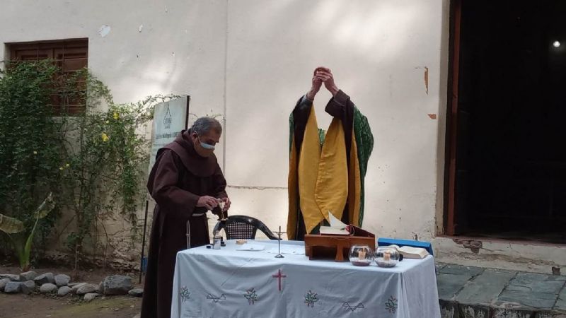 Retomaron las Misas en El Calvario