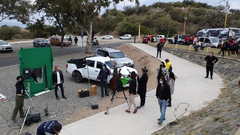 Con la imagen de Facundo Arana, la provincia apunta a reactivar el turismo