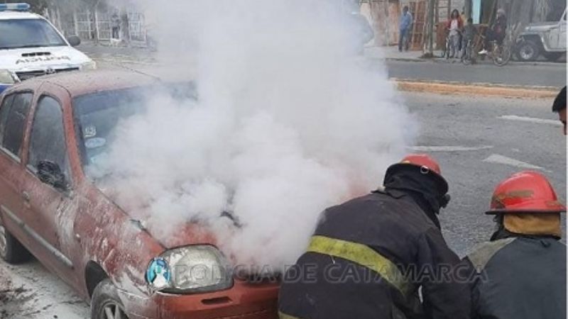 Se incendió un auto