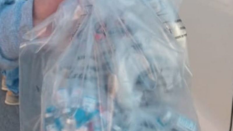 Quedó libre la enfermera que tenía frascos de vacunas en su vivienda