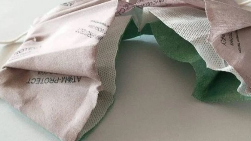 Los barbijos del CONICET no deben ser obstruidos por otra mascarilla