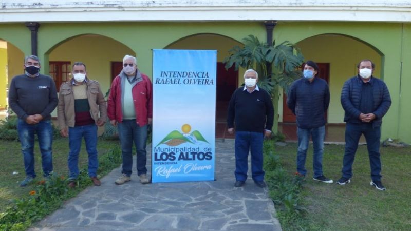 Olveira candidato con apoyo de intendentes