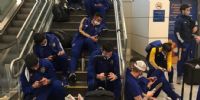 LOS JUGADORES DE BOCA retenidos por dos horas en el aeropuerto de Belo Horizonte.