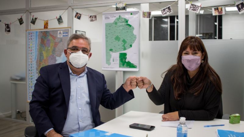 Jalil firmó convenio con Nación para crear 753 lotes con servicios en Valle Chico