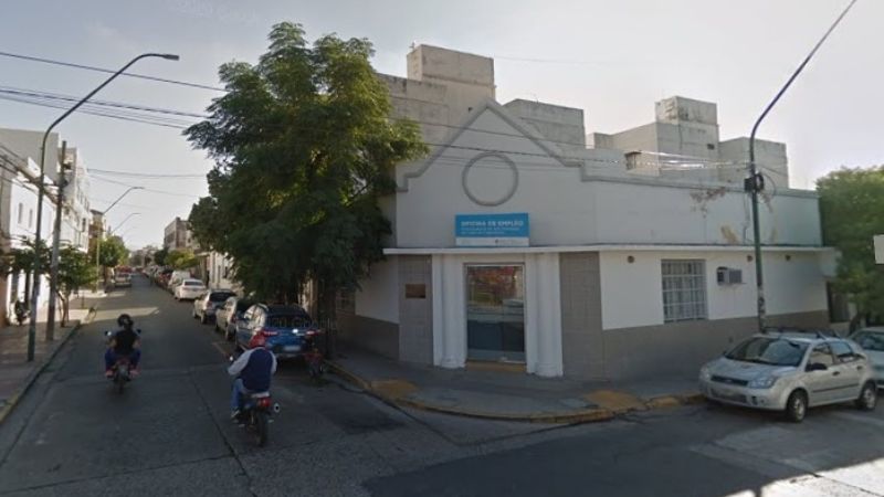 Protesta de personas que quieren ayudas económicas