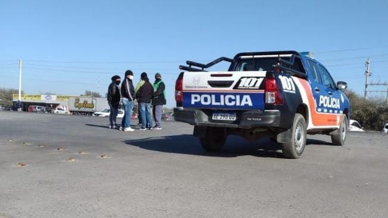 Protesta y bloqueo a la fábrica Arcor en Recreo