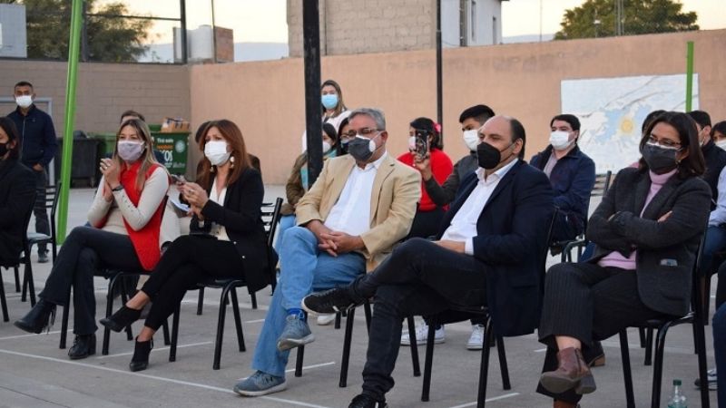 El Gobernador participó del aniversario de la Residencia Universitaria