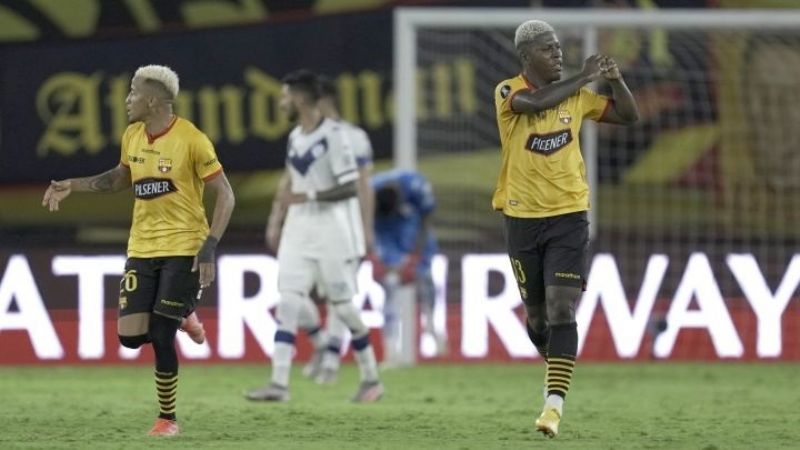 Barcelona eliminó a Vélez y está en los 4tos. de la Copa