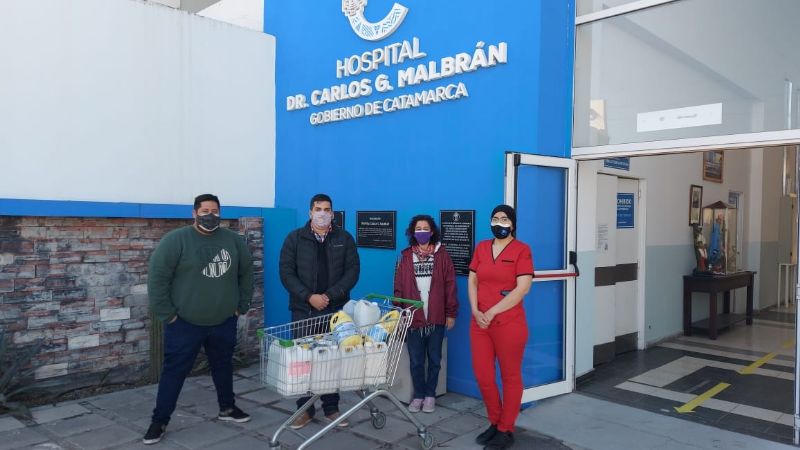 Kolina cumplió 11 años: donaron 200 litros de lavandina al Malbrán