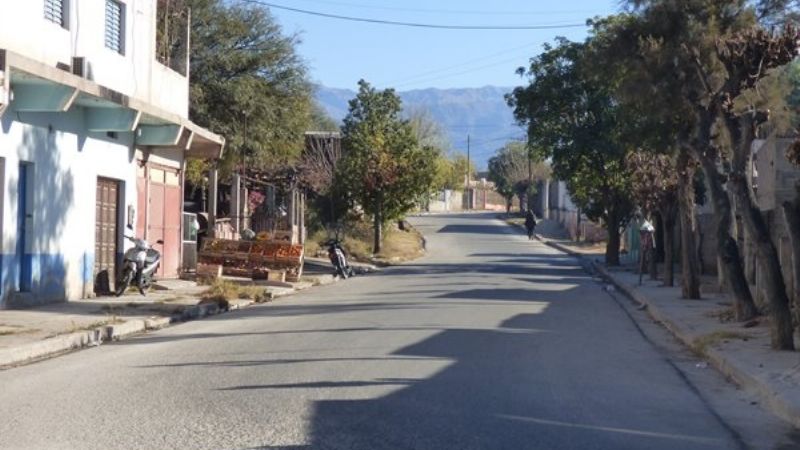 Vecinos realizan rondas nocturnas para evitar robos