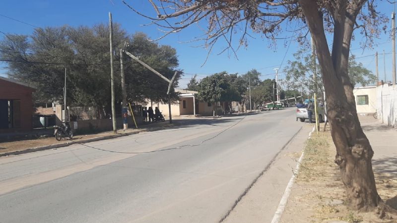 Cayó una columna de media tensión y Recreo se quedó sin luz