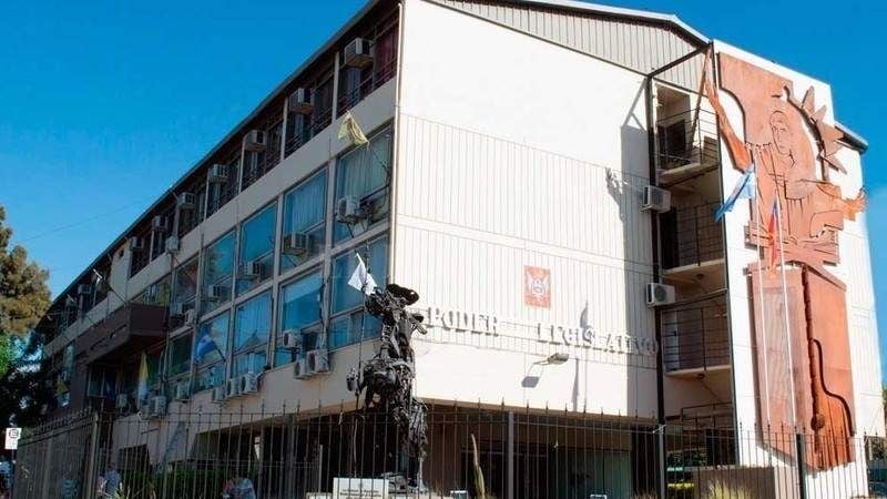 Cuatro senadores pelearán por la reelección