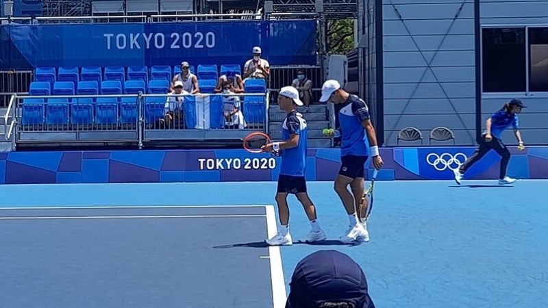 Schwartzman y Bagnis, eliminados rápidamente en dobles