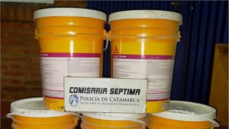 Dos detenidos con elementos robados