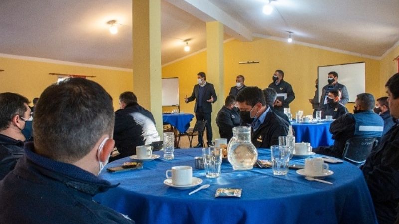 Aguirre se reunió con Jefes de las 11 comisarías de la Capital