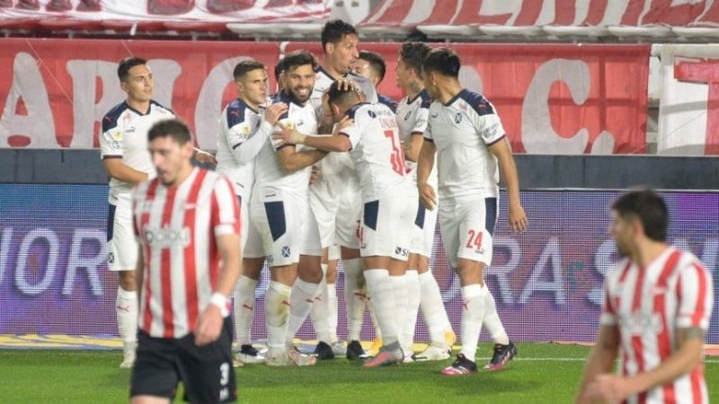 Independiente venció 1-0 a Estudiantes, en el cierre dominguero
