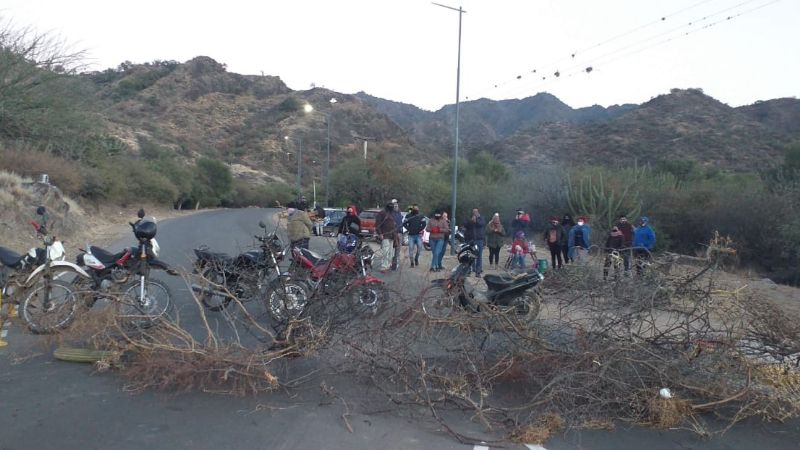 Protesta de puesteros de la Gruta