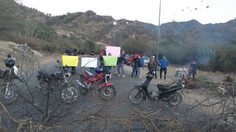 Protesta de puesteros de la Gruta