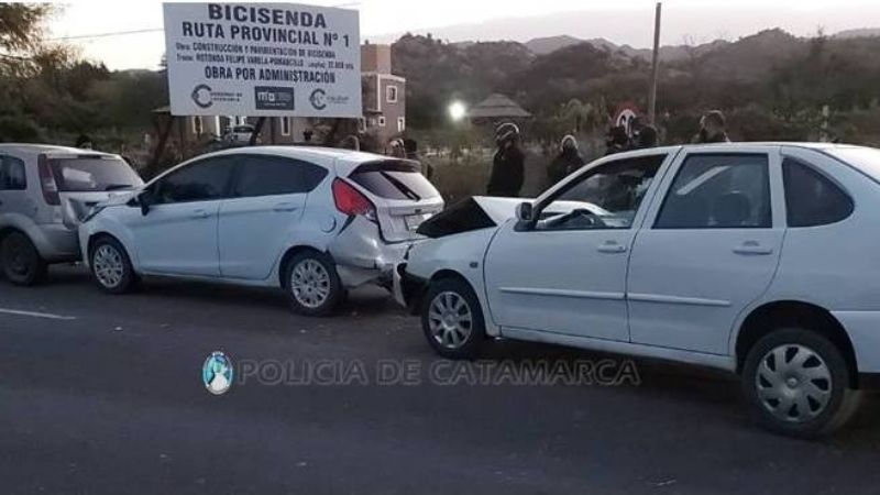 Triple choque en la ruta 1: cuatro heridos