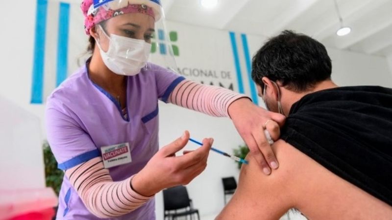 "Las vacunas siempre ofrecen mejores soluciones que problemas"