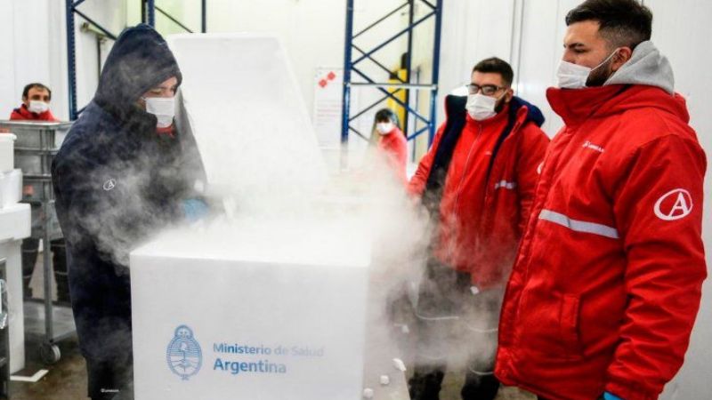 Llegaron 500 litros del principio activo para producir más segundas dosis de Sputnik V