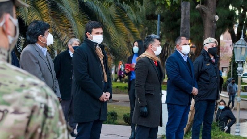 Acto por los 200 años de Independencia de Perú