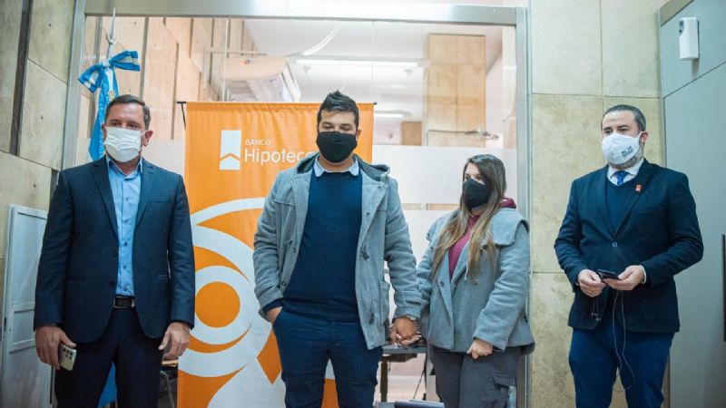 Sorteados de los programas Procrear y Casa Propia recibirán financiamiento