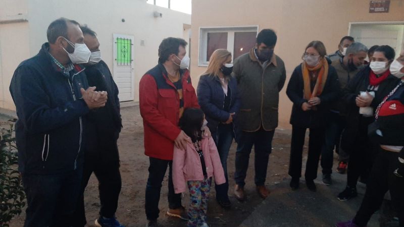 Una nueva acción solidaria del MFB junto precandidatos en Valle Chico