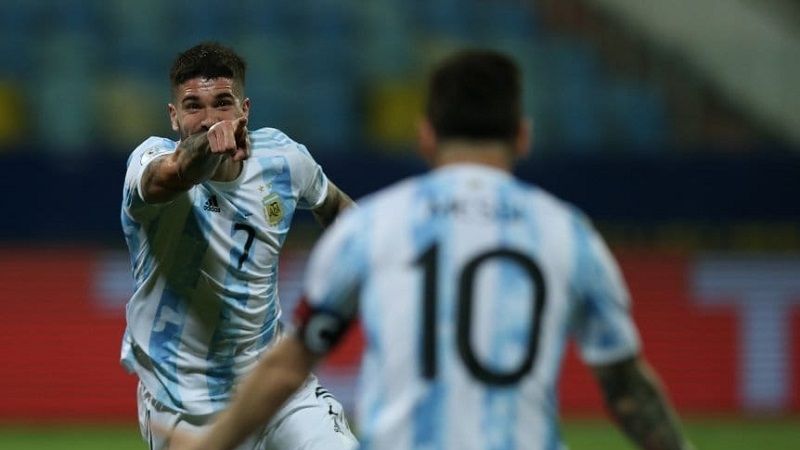 Argentina goleó 3-0 a Ecuador y juega “semis” ante Colombia