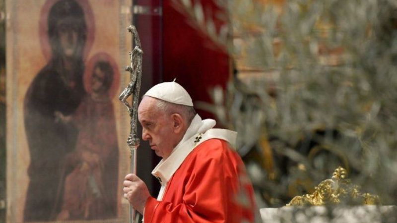 Qué es la estenosis diverticular que padece el Papa Francisco