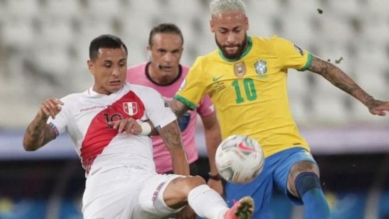 Brasil y Perú definen al primer finalista de la Copa América