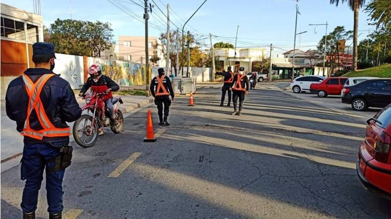 Desarticulan clandestinas y se notificaron a casi un centenar de personas