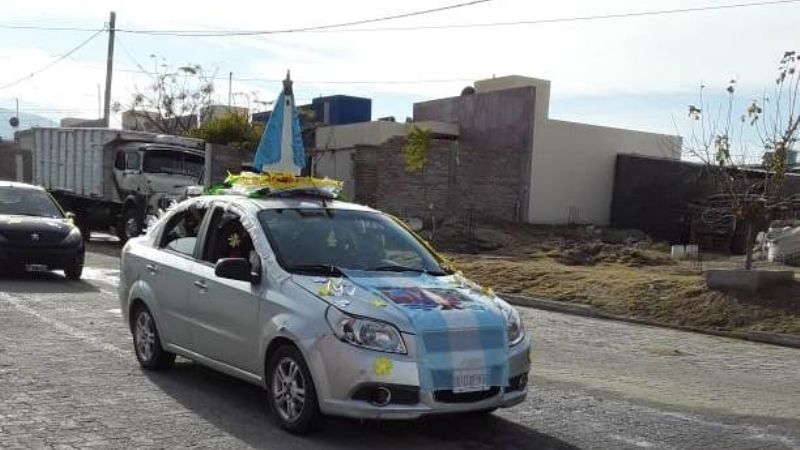 Vecinos de Valle Chico recorrieron el barrio con la Virgen del Valle