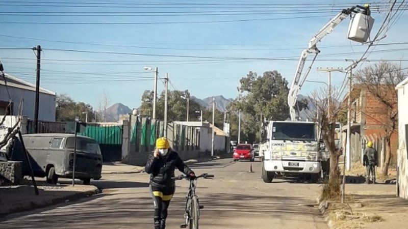 EC SAPEM realiza recambio de 3.000 metros de cables