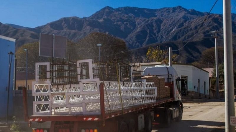 Mutquín inició la construcción de su Polideportivo