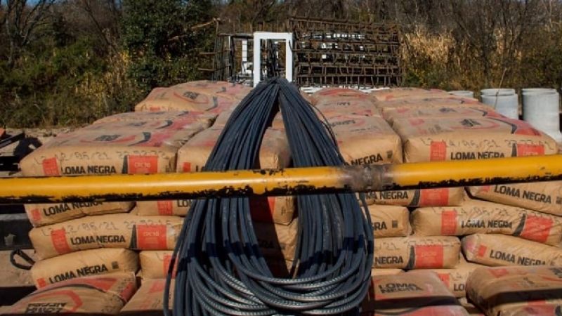 Mutquín inició la construcción de su Polideportivo