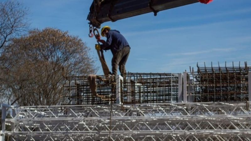 Mutquín inició la construcción de su Polideportivo