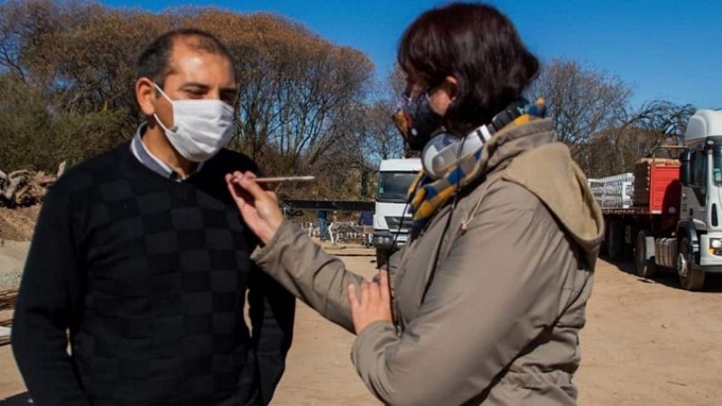 Mutquín inició la construcción de su Polideportivo