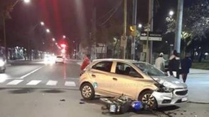 Menor al volante giró indebidamente y arrasó a un delivery