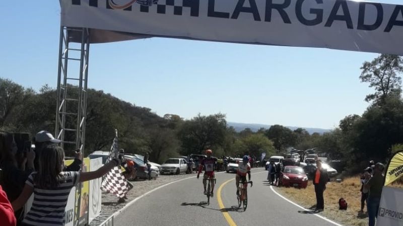 Juan Pablo Moya ganó la 2da. del Provincial de Ciclismo