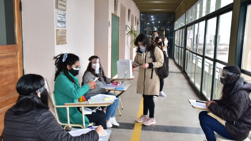 Normal desarrollo de elecciones en la UNCA