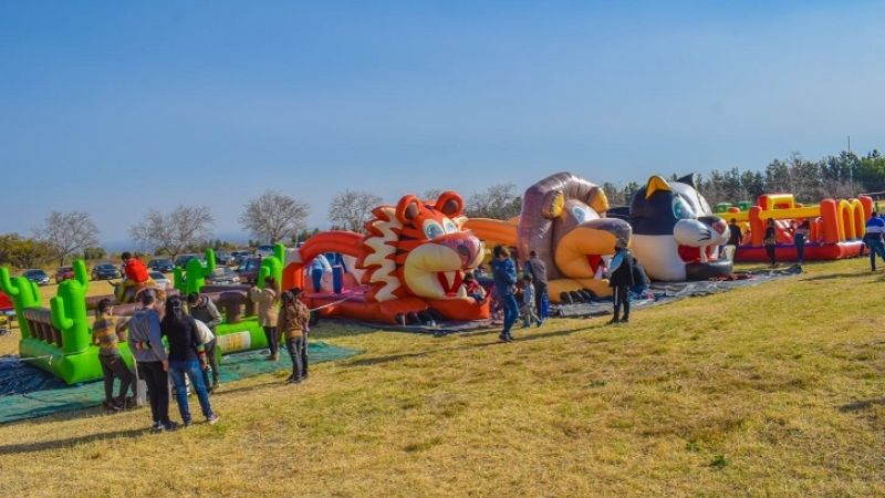 La familia minera de Andalgalá festejó el día del niño