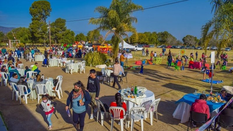 La familia minera de Andalgalá festejó el día del niño