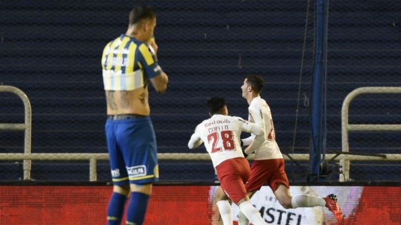 En show de goles, Bragantino venció 4-3 a Central