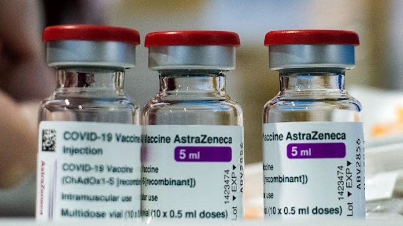 Llega medio millón de vacunas de AstraZeneca
